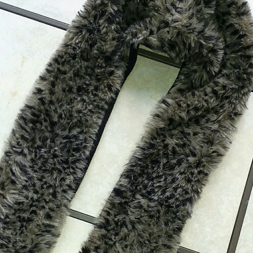 (3-in-1) Hat, Scarf and Mittens